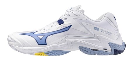 Mizuno wave Lightning z8 